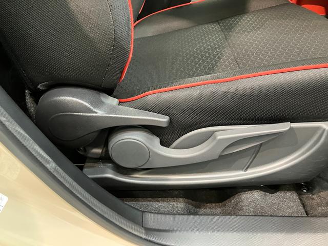 ロッキーＧ　９型フルセグナビ　バックカメラ　前後ドラレコ　車検整備付衝突被害軽減ブレーキ　コーナーセンサー　９型フルセグナビ　バックカメラ　Ｂｌｕｅｔｏｏｔｈ　ＵＳＢ　ＤＶＤ再生　前後ドラレコ　ＥＴＣ　前席シートヒーター　ＬＥＤ　レーダークルーズコントロール（滋賀県）の中古車