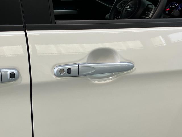 トールカスタムG 9型フルセグナビ パノラマカメラ 前後ドラレコ衝突被害軽減ブレーキ コーナーセンサー 9型フルセグナビ Bluetooth USB DVD再生 パノラマカメラ 前後ドラレコ ETC 両側電動スライドドア LED レーダークルコン スマートキー(滋賀県)の中古車