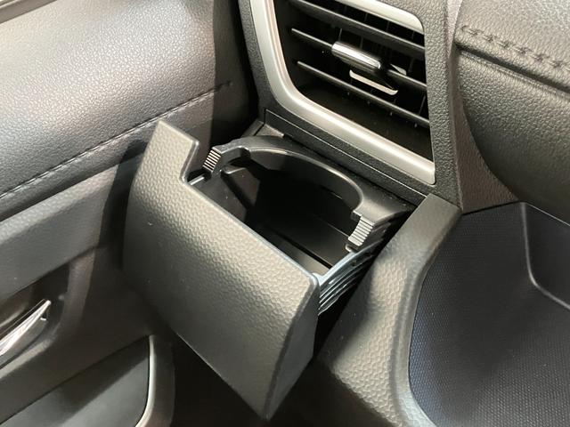 トールカスタムG 9型フルセグナビ パノラマカメラ 前後ドラレコ衝突被害軽減ブレーキ コーナーセンサー 9型フルセグナビ Bluetooth USB DVD再生 パノラマカメラ 前後ドラレコ ETC 両側電動スライドドア LED レーダークルコン スマートキー(滋賀県)の中古車