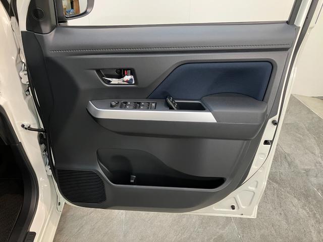 トールカスタムＧ　９型ディスプレイオーディオ　レーダークルコン衝突被害軽減ブレーキ　コーナーセンサー　９型ディスプレイオーディオ　フルセグ　Ｂｌｕｅｔｏｏｔｈ　ＵＳＢ　バックカメラ　両側電動スライドドア　ＬＥＤ　レーダークルーズコントロール　スマートキー（滋賀県）の中古車