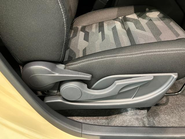 タフトGダーククロムベンチャー 10型ナビ 届出済未使用車衝突被害軽減ブレーキ コーナーセンサー 10型フルセグナビ バックカメラ DVD再生 Bluetooth USB 前後ドラレコ 前席シートヒーター LED オートエアコン レーダークルーズコントロール(滋賀県)の中古車