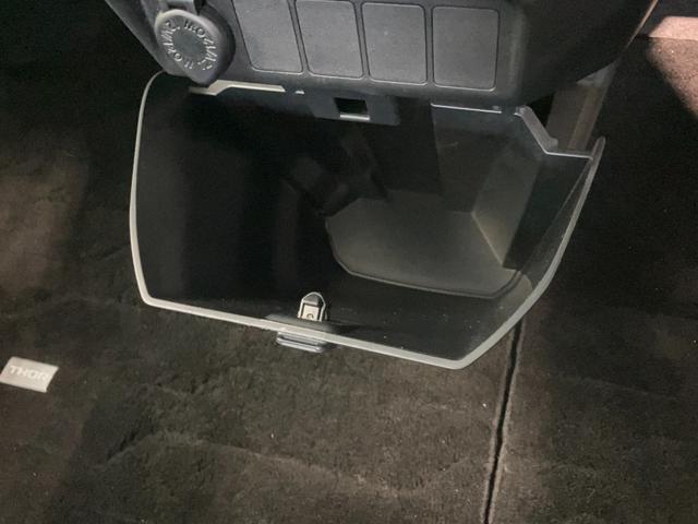 トールカスタムＧ　９型ナビ　パノラマカメラ　クルコン　車検整備付衝突被害軽減ブレーキ　コーナーセンサー　９型フルセグナビ　パノラマカメラ　ＤＶＤ　Ｂｌｕｅｔｏｏｔｈ　ＵＳＢ　前後ドラレコ　ＥＴＣ　両側電動スライドドア　ＬＥＤ　レーダークルーズコントロール（滋賀県）の中古車