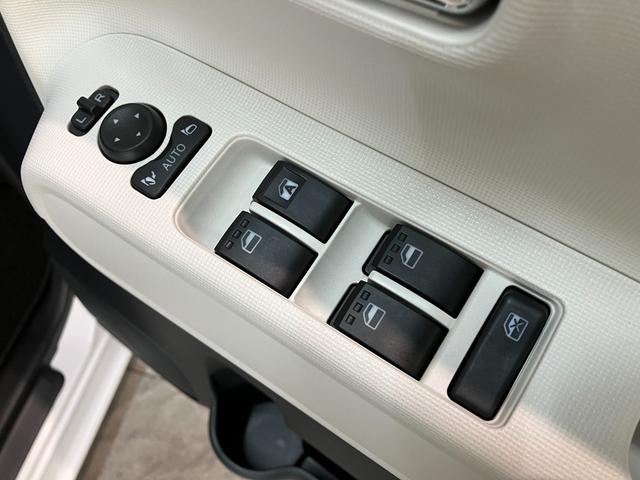 ムーヴキャンバスストライプスＧ　９型Ｄ．Ａ　前後ドラレコ　バックカメラ衝突被害軽減ブレーキ　コーナーセンサー　９型ディスプレイオーディオ　フルセグ　Ｂｌｕｅｔｏｏｔｈ　ＵＳＢ　バックカメラ　前後ドラレコ　両側電動スライドドア　前席シートヒーター　ＬＥＤ　ワイヤレス充電器（滋賀県）の中古車