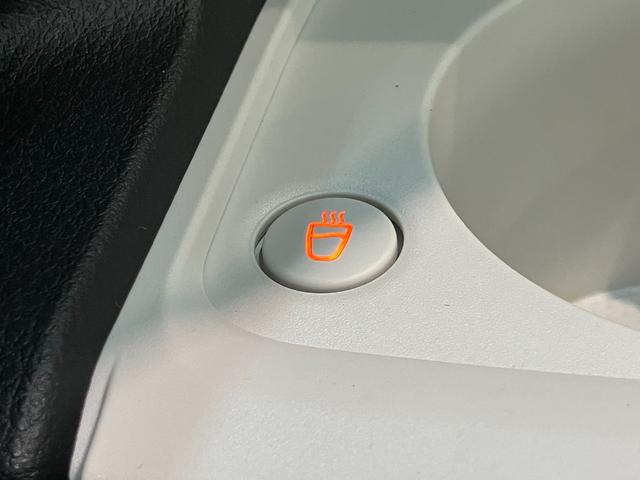 ムーヴキャンバスストライプスＧ　９型Ｄ．Ａ　前後ドラレコ　バックカメラ衝突被害軽減ブレーキ　コーナーセンサー　９型ディスプレイオーディオ　フルセグ　Ｂｌｕｅｔｏｏｔｈ　ＵＳＢ　バックカメラ　前後ドラレコ　両側電動スライドドア　前席シートヒーター　ＬＥＤ　ワイヤレス充電器（滋賀県）の中古車