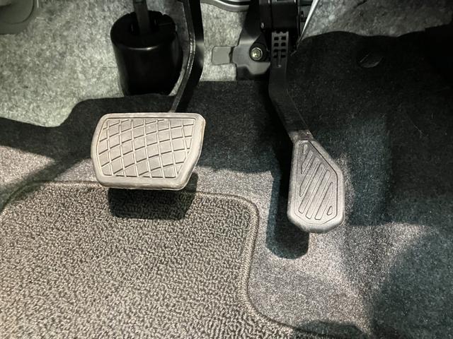 ムーヴキャンバスストライプスＧ　９型Ｄ．Ａ　前後ドラレコ　バックカメラ衝突被害軽減ブレーキ　コーナーセンサー　９型ディスプレイオーディオ　フルセグ　Ｂｌｕｅｔｏｏｔｈ　ＵＳＢ　バックカメラ　前後ドラレコ　両側電動スライドドア　前席シートヒーター　ＬＥＤ　ワイヤレス充電器（滋賀県）の中古車