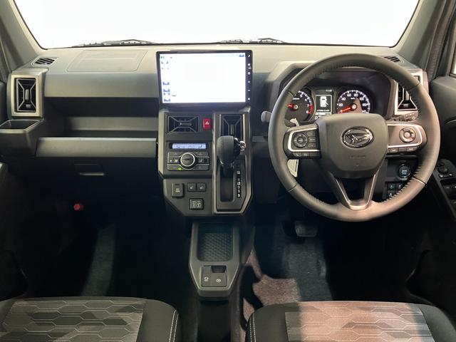 タフトＧダーククロムベンチャー　１０型ナビ　届出済未使用車衝突被害軽減ブレーキ　コーナーセンサー　１０型フルセグナビ　バックカメラ　ＤＶＤ再生　Ｂｌｕｅｔｏｏｔｈ　ＵＳＢ　前後ドラレコ　前席シートヒーター　ＬＥＤ　オートライト　クルーズコントロール（滋賀県）の中古車