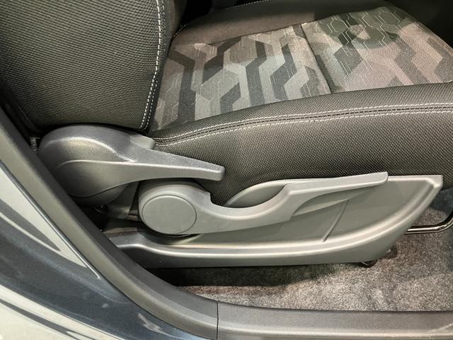 タフトＧダーククロムベンチャー　１０型ナビ　届出済未使用車衝突被害軽減ブレーキ　コーナーセンサー　１０型フルセグナビ　バックカメラ　ＤＶＤ再生　Ｂｌｕｅｔｏｏｔｈ　ＵＳＢ　前後ドラレコ　前席シートヒーター　ＬＥＤ　オートライト　クルーズコントロール（滋賀県）の中古車