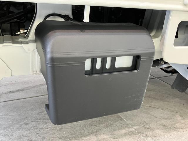 ハイゼットトラックスタンダード　５ＭＴ　４ＷＤ　コーナーセンサー　オートライト衝突被害軽減ブレーキ　コーナーセンサー　パートタイム４ＷＤ　ＡＭ／ＦＭラジオ　マニュアルエアコン　マニュアルレベリング　オートライト　ガードフレームプロテクター　ゲートプロテクター　５速マニュアル車（滋賀県）の中古車