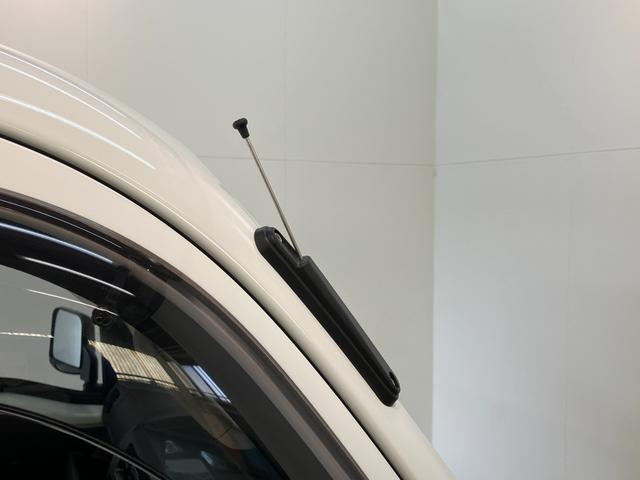 ハイゼットトラックスタンダード　５ＭＴ　４ＷＤ　コーナーセンサー　オートライト衝突被害軽減ブレーキ　コーナーセンサー　パートタイム４ＷＤ　ＡＭ／ＦＭラジオ　マニュアルエアコン　マニュアルレベリング　オートライト　ガードフレームプロテクター　ゲートプロテクター　５速マニュアル車（滋賀県）の中古車