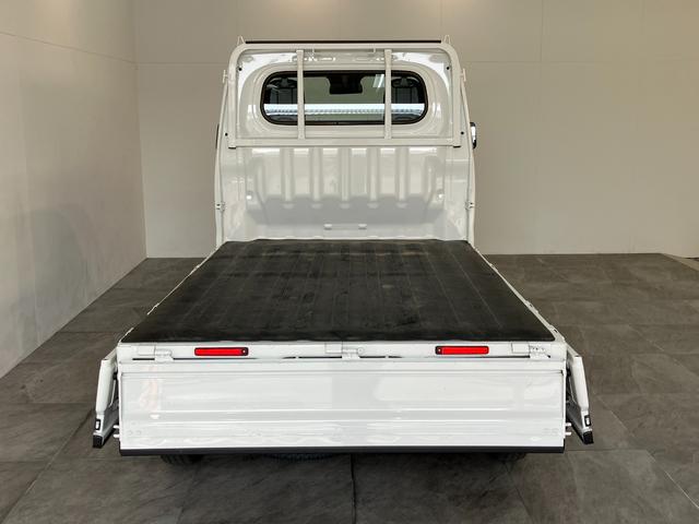 ハイゼットトラックスタンダード　５ＭＴ　４ＷＤ　コーナーセンサー　オートライト衝突被害軽減ブレーキ　コーナーセンサー　パートタイム４ＷＤ　ＡＭ／ＦＭラジオ　マニュアルエアコン　マニュアルレベリング　オートライト　ガードフレームプロテクター　ゲートプロテクター　５速マニュアル車（滋賀県）の中古車