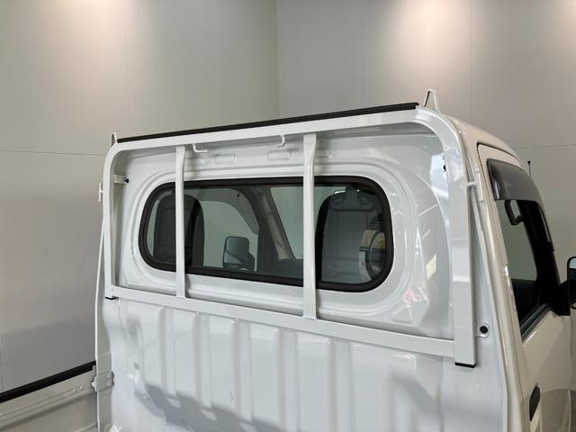 ハイゼットトラックスタンダード　５ＭＴ　４ＷＤ　コーナーセンサー　オートライト衝突被害軽減ブレーキ　コーナーセンサー　パートタイム４ＷＤ　ＡＭ／ＦＭラジオ　マニュアルエアコン　マニュアルレベリング　オートライト　ガードフレームプロテクター　ゲートプロテクター　５速マニュアル車（滋賀県）の中古車