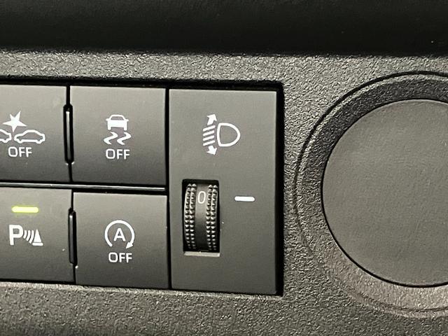 ハイゼットトラックスタンダード　５ＭＴ　４ＷＤ　コーナーセンサー　オートライト衝突被害軽減ブレーキ　コーナーセンサー　パートタイム４ＷＤ　ＡＭ／ＦＭラジオ　マニュアルエアコン　マニュアルレベリング　オートライト　ガードフレームプロテクター　ゲートプロテクター　５速マニュアル車（滋賀県）の中古車