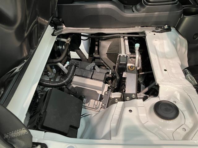 ハイゼットトラックスタンダード　５ＭＴ　４ＷＤ　コーナーセンサー　オートライト衝突被害軽減ブレーキ　コーナーセンサー　パートタイム４ＷＤ　ＡＭ／ＦＭラジオ　マニュアルエアコン　マニュアルレベリング　オートライト　ガードフレームプロテクター　ゲートプロテクター　５速マニュアル車（滋賀県）の中古車