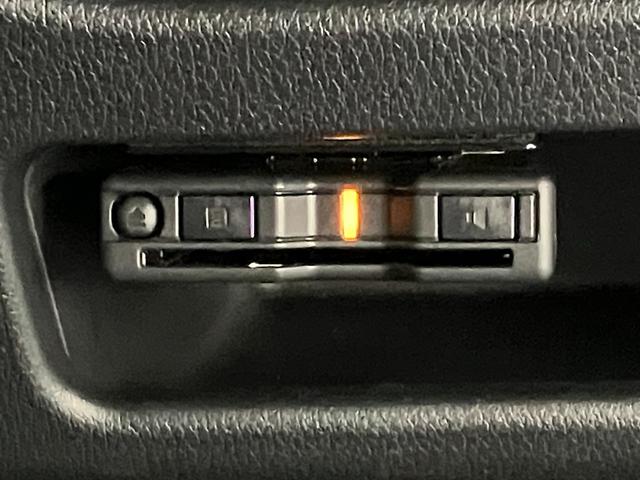 ムーヴキャンバスストライプスＧ　両側パワスラ　ドラレコ　シートヒーター衝突被害軽減ブレーキ　コーナーセンサー　バックカメラ（ナビ装着時用）　ＣＤステレオ　ドラレコ　ＥＴＣ　両側電動スライドドア　前席シートヒーター　ＬＥＤ　オートライト　オートエアコン　スマートキー（滋賀県）の中古車