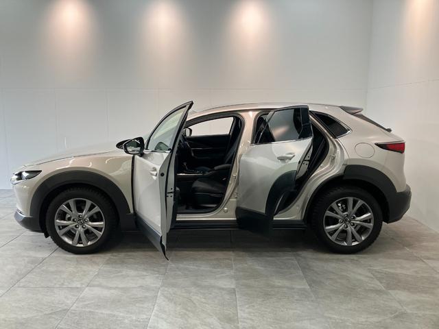 ＣＸ−３０２０Ｓ　Ｌパッケージ　ナビ　パノラマカメラ　前後ドラレコ衝突被害軽減ブレーキ　コーナーセンサー　フルセグナビ　ＤＶＤ　Ｂｌｕｅｔｏｏｔｈ　ＵＳＢ　パノラマカメラ　前後ドラレコ　ＥＴＣ　ハンドル＆シートヒーター　レーダークルコン　電動リヤハッチ　ＬＥＤ（滋賀県）の中古車