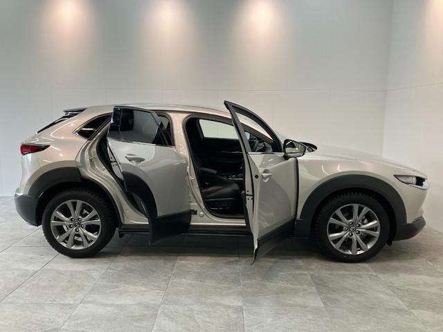 ＣＸ−３０２０Ｓ　Ｌパッケージ　ナビ　パノラマカメラ　前後ドラレコ衝突被害軽減ブレーキ　コーナーセンサー　フルセグナビ　ＤＶＤ　Ｂｌｕｅｔｏｏｔｈ　ＵＳＢ　パノラマカメラ　前後ドラレコ　ＥＴＣ　ハンドル＆シートヒーター　レーダークルコン　電動リヤハッチ　ＬＥＤ（滋賀県）の中古車