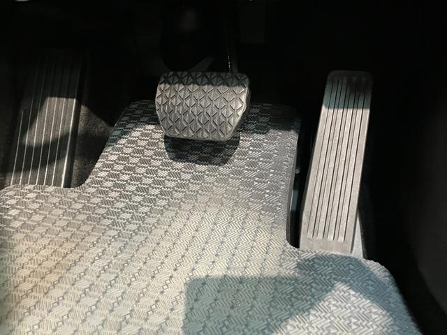 ＣＸ−３０２０Ｓ　Ｌパッケージ　ナビ　パノラマカメラ　前後ドラレコ衝突被害軽減ブレーキ　コーナーセンサー　フルセグナビ　ＤＶＤ　Ｂｌｕｅｔｏｏｔｈ　ＵＳＢ　パノラマカメラ　前後ドラレコ　ＥＴＣ　ハンドル＆シートヒーター　レーダークルコン　電動リヤハッチ　ＬＥＤ（滋賀県）の中古車