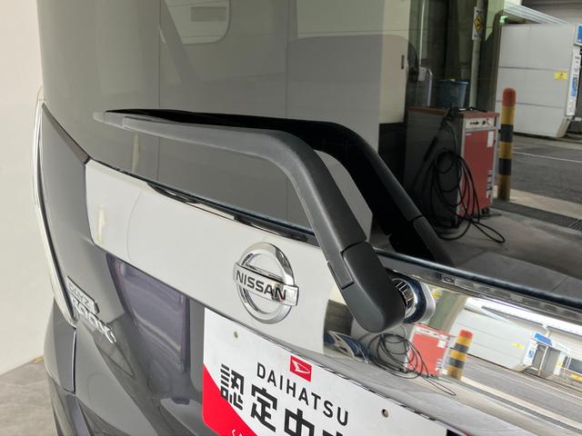 デイズルークスハイウェイスターＸ　Ｇパッケージ　フルセグナビ　Ｐカメラフルセグナビ　ＤＶＤ　Ｂｌｕｅｔｏｏｔｈ　パノラマカメラ　ドラレコ　ＥＴＣ　両側電動スライドドア　ＨＩＤライト　オートライト　オートエアコン　スマートキー　エコアイドル　タイヤ４本新品交換済み（滋賀県）の中古車