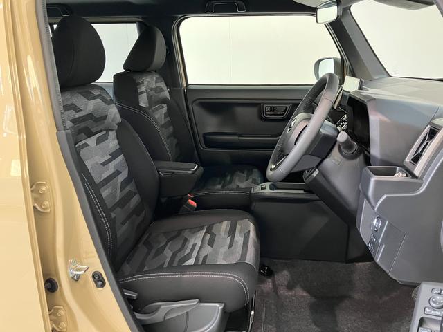 タフトＧダーククロムベンチャー　９型Ｄ．Ａ　届出済未使用車衝突被害軽減ブレーキ　コーナーセンサー　９型ディスプレイオーディオ　フルセグ　バックカメラ　Ｂｌｕｅｔｏｏｔｈ　ＵＳＢ　前席シートヒーター　ＬＥＤ　オートライト　レーダークルーズコントロール（滋賀県）の中古車