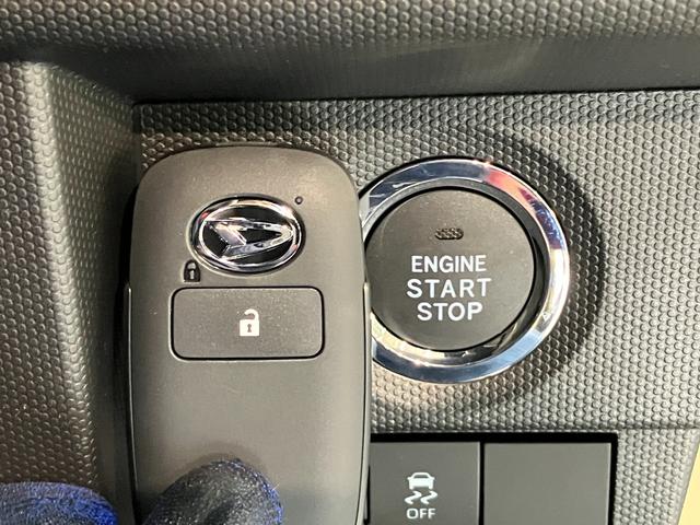 タフトＧダーククロムベンチャー　９型Ｄ．Ａ　届出済未使用車衝突被害軽減ブレーキ　コーナーセンサー　９型ディスプレイオーディオ　フルセグ　バックカメラ　Ｂｌｕｅｔｏｏｔｈ　ＵＳＢ　前席シートヒーター　ＬＥＤ　オートライト　レーダークルーズコントロール（滋賀県）の中古車