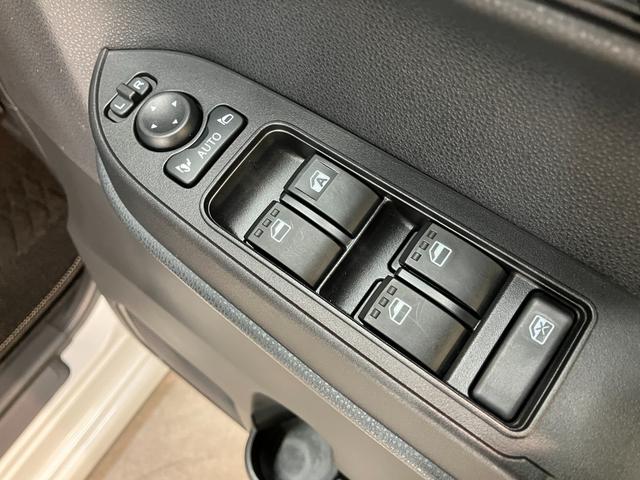 タントカスタムRS 9型ディスプレイオーディオ バックカメラ衝突被害軽減ブレーキ コーナーセンサー 9型ディスプレイオーディオ フルセグ Bluetooth USB バックカメラ 両側電動スライドドア 前席シートヒーター LED スマートキー 電動格納式ミラー(滋賀県)の中古車