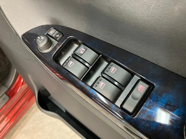 タントカスタムXトップエディションSA3 4WD ナビ Bカメラ衝突被害軽減ブレーキ フルセグナビ Bluetooth DVD再生 USB バックカメラ ドラレコ ETC 左側電動スライドドア シートヒーター LED オートライト スマートキー フルタイム4WD(滋賀県)の中古車