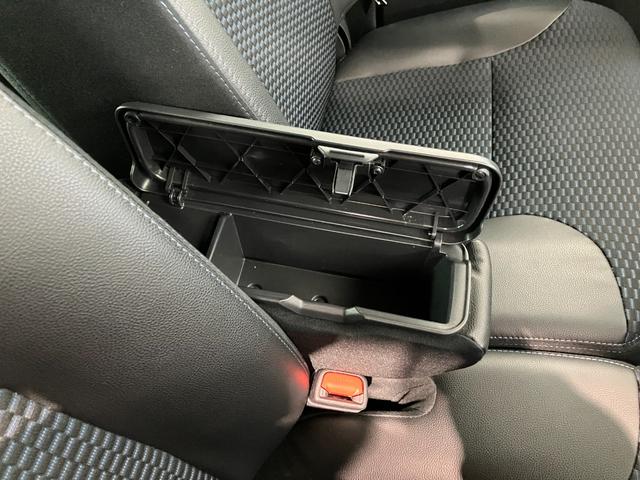 タントカスタムＸ　４ＷＤ　１０型ナビ　パノラマカメラ　前後ドラレコ衝突被害軽減ブレーキ　コーナーセンサー　１０型フルセグナビ　Ｂｌｕｅｔｏｏｔｈ　ＤＶＤ　ＵＳＢ　パノラマカメラ　前後ドラレコ　両側電動スライドドア　シートヒーター　ＬＥＤ　レーダークルーズコントロール（滋賀県）の中古車