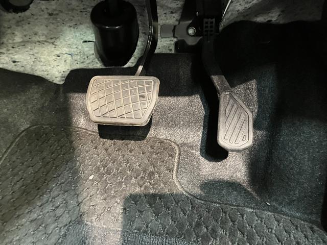 タントカスタムＸ　４ＷＤ　１０型ナビ　パノラマカメラ　前後ドラレコ衝突被害軽減ブレーキ　コーナーセンサー　１０型フルセグナビ　Ｂｌｕｅｔｏｏｔｈ　ＤＶＤ　ＵＳＢ　パノラマカメラ　前後ドラレコ　両側電動スライドドア　シートヒーター　ＬＥＤ　レーダークルーズコントロール（滋賀県）の中古車