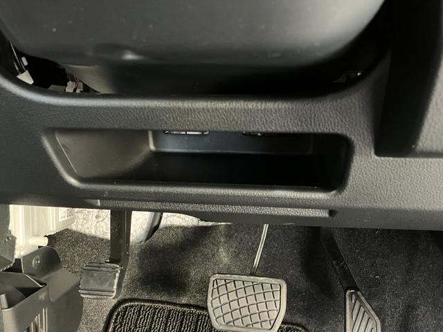 ムーヴＸ　９型ディスプレイオーディオ　フルセグ　バックカメラ衝突被害軽減ブレーキ　コーナーセンサー　９型ディスプレイオーディオ　フルセグ　Ｂｌｕｅｔｏｏｔｈ　ＵＳＢ　バックカメラ　左側電動スライドドア　ＬＥＤ　ワイヤレス充電器　スマートキー　エコアイドル（滋賀県）の中古車