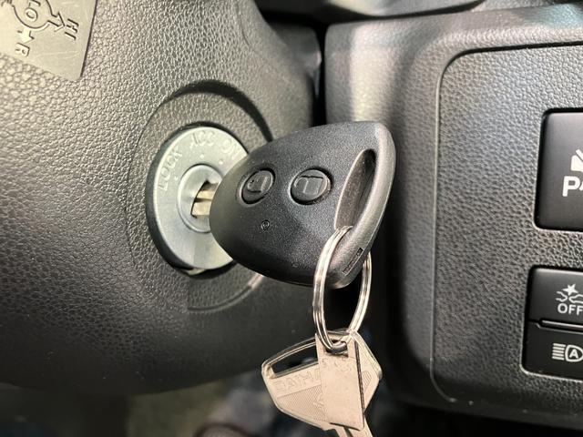 ミライースＬ　ＳＡIII　コーナーセンサー　キーレスエントリー衝突被害軽減ブレーキ　コーナーセンサー　バックカメラ（ナビ装着時用）　オートライト　マニュアルレベリング　マニュアルエアコン　キーレスエントリー　エコアイドル（滋賀県）の中古車