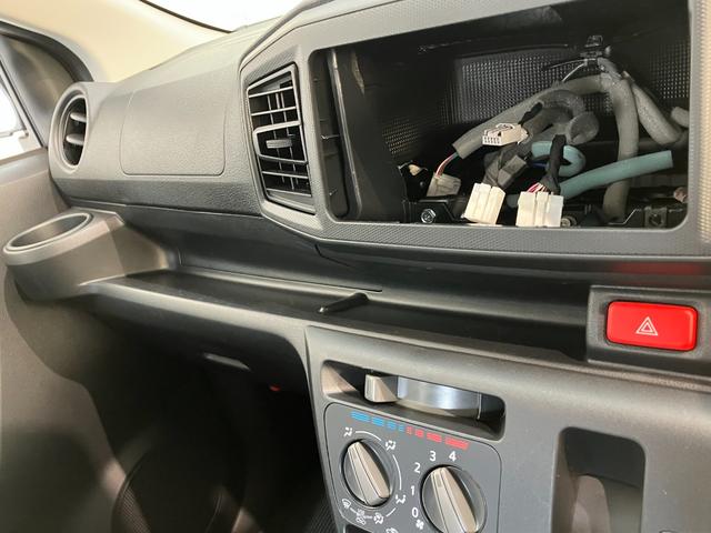 ミライースＬ　ＳＡIII　コーナーセンサー　キーレスエントリー衝突被害軽減ブレーキ　コーナーセンサー　バックカメラ（ナビ装着時用）　オートライト　マニュアルレベリング　マニュアルエアコン　キーレスエントリー　エコアイドル（滋賀県）の中古車