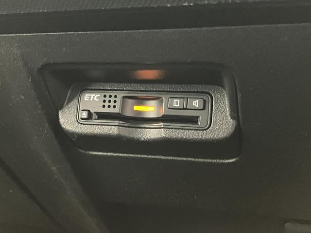 フリードＧ　ジャストセレクション　８型フルセグナビ　バックカメラ８型フルセグナビ　Ｂｌｕｅｔｏｏｔｈ　ＵＳＢ　バックカメラ　ドラレコ　ＥＴＣ　左側電動スライドドア　ＨＩＤヘッドライト　電動格納式ミラー　オートエアコン　スマートキー　タイヤ４本新品交換済み（滋賀県）の中古車