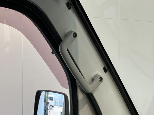 キャリイトラックＫＣ　４ＷＤ　Ａ／Ｔ　ＡＭ／ＦＭラジオ　車検整備付パートタイム４ＷＤ　ＡＭ／ＦＭラジオ　エアコン　パワステ　マニュアルレベリング　ゲートプロテクター　荷台マット（滋賀県）の中古車