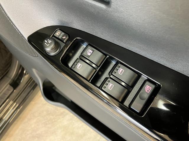 タントカスタムＸ　フルセグナビ　バックカメラ　左側電動スライドドアフルセグナビ　ＤＶＤ再生　Ｂｌｕｅｔｏｏｔｈ　バックカメラ　ＬＥＤヘッドライト　オートライト　オートエアコン　電動格納式ミラー　左側電動スライドドア　スマートキー　エコアイドル（滋賀県）の中古車