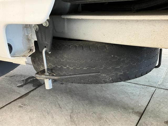 アクティトラックタウン　４ＷＤ　５ＭＴ　荷台作業灯　社外ＬＥＤ　車検整備付ＣＤステレオ　ＬＥＤヘッドライト　キーレスエントリー　パワーウインドウ　荷台作業灯　ホイールカバー　荷台マット　ゲートプロテクター　５速マニュアルミッション車　フルタイム４ＷＤ（滋賀県）の中古車