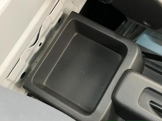 アクティトラックタウン　４ＷＤ　５ＭＴ　荷台作業灯　社外ＬＥＤ　車検整備付ＣＤステレオ　ＬＥＤヘッドライト　キーレスエントリー　パワーウインドウ　荷台作業灯　ホイールカバー　荷台マット　ゲートプロテクター　５速マニュアルミッション車　フルタイム４ＷＤ（滋賀県）の中古車