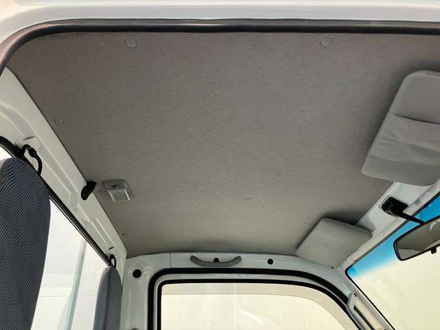 アクティトラックタウン　４ＷＤ　５ＭＴ　荷台作業灯　社外ＬＥＤ　車検整備付ＣＤステレオ　ＬＥＤヘッドライト　キーレスエントリー　パワーウインドウ　荷台作業灯　ホイールカバー　荷台マット　ゲートプロテクター　５速マニュアルミッション車　フルタイム４ＷＤ（滋賀県）の中古車