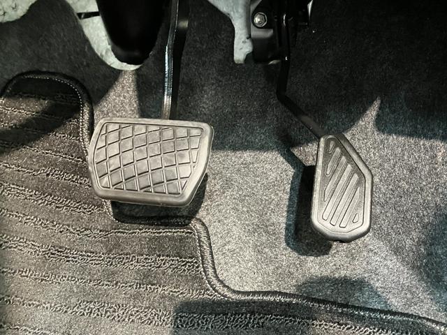 タフトＧ　コーナーセンサー　１０型フルセグナビ　前後ドラレコ衝突被害軽減ブレーキ　コーナーセンサー　１０型フルセグナビ　ＤＶＤ再生　Ｂｌｕｅｔｏｏｔｈ　ＵＳＢ　バックカメラ　前後ドラレコ　前席シートヒーター　電動パーキング　ＬＥＤ　オートライト　オートエアコン（滋賀県）の中古車