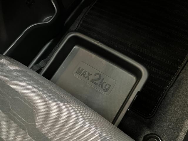 タフトＧターボ　ダーククロムベンチャー　１０型ナビ　前後ドラレコ衝突被害軽減ブレーキ　コーナーセンサー　１０型フルセグナビ　ＤＶＤ再生　Ｂｌｕｅｔｏｏｔｈ　ＵＳＢ　バックカメラ　前後ドラレコ　前席シートヒーター　ＬＥＤ　オートライト　クルーズコントロール　ターボ（滋賀県）の中古車