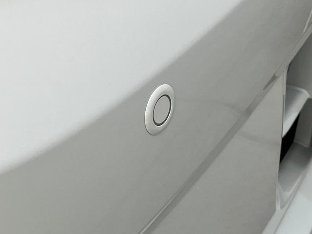 タントＸ　コーナーセンサー　ＣＤステレオ　シートヒーター　ＬＥＤ衝突被害軽減ブレーキ　コーナーセンサー　バックカメラ（ナビ装着時用）　ＣＤステレオ　左側電動スライドドア　前席シートヒーター　電動パーキングブレーキ　ＬＥＤ　オートライト　オートエアコン　スマートキー（滋賀県）の中古車