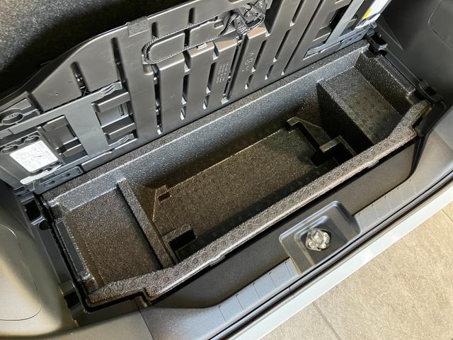 タントＸ　コーナーセンサー　ＣＤステレオ　シートヒーター　ＬＥＤ衝突被害軽減ブレーキ　コーナーセンサー　バックカメラ（ナビ装着時用）　ＣＤステレオ　左側電動スライドドア　前席シートヒーター　電動パーキングブレーキ　ＬＥＤ　オートライト　オートエアコン　スマートキー（滋賀県）の中古車