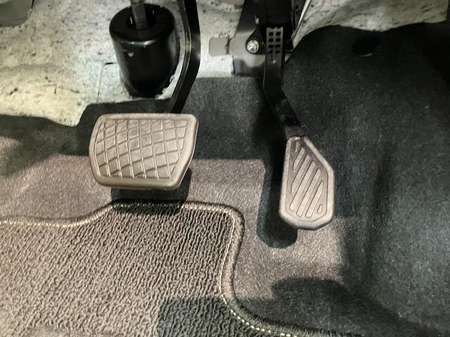 タントＸ　コーナーセンサー　ＣＤステレオ　シートヒーター　ＬＥＤ衝突被害軽減ブレーキ　コーナーセンサー　バックカメラ（ナビ装着時用）　ＣＤステレオ　左側電動スライドドア　前席シートヒーター　電動パーキングブレーキ　ＬＥＤ　オートライト　オートエアコン　スマートキー（滋賀県）の中古車