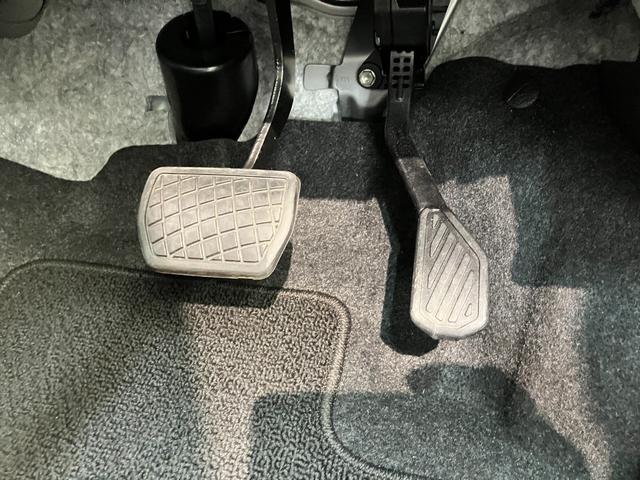 ムーヴキャンバスストライプスＧ　１０型フルセグナビ　前後ドラレコ　Ｂカメラ衝突被害軽減ブレーキ　１０型フルセグナビ　ＤＶＤ　Ｂｌｕｅｔｏｏｔｈ　ＵＳＢ　バックカメラ　前後ドラレコ　両側電動スライドドア　ＬＥＤ　オートライト　オートエアコン　前席シートヒーター　エコアイドル（滋賀県）の中古車