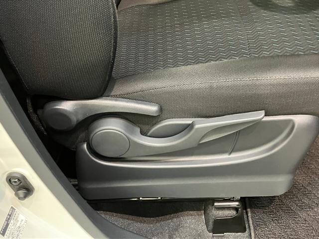 ルーミーカスタムＧ　フルセグナビ　パノラマカメラ　前席シートヒーター衝突被害軽減ブレーキ　コーナーセンサー　フルセグナビ　Ｂｌｕｅｔｏｏｔｈ　ＤＶＤ　パノラマカメラ　前後ドラレコ　ＥＴＣ　両側電動スライドドア　ＬＥＤ　レーダークルーズコントロール　前席シートヒーター（滋賀県）の中古車