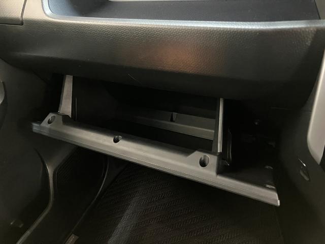 ルーミーカスタムＧ　フルセグナビ　パノラマカメラ　前席シートヒーター衝突被害軽減ブレーキ　コーナーセンサー　フルセグナビ　Ｂｌｕｅｔｏｏｔｈ　ＤＶＤ　パノラマカメラ　前後ドラレコ　ＥＴＣ　両側電動スライドドア　ＬＥＤ　レーダークルーズコントロール　前席シートヒーター（滋賀県）の中古車