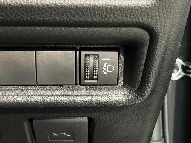 シエンタハイブリッドG 10.5型D.A バックカメラ 後席モニタートヨタセーフティセンス コーナーセンサー 10.5型ディスプレイオーディオ バックカメラ Bluetooth USB フリップダウンモニター ETC 両側電動スライドドア レーダークルーズコントロール(滋賀県)の中古車