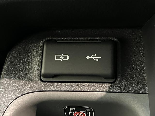 シエンタハイブリッドG 10.5型D.A バックカメラ 後席モニタートヨタセーフティセンス コーナーセンサー 10.5型ディスプレイオーディオ バックカメラ Bluetooth USB フリップダウンモニター ETC 両側電動スライドドア レーダークルーズコントロール(滋賀県)の中古車