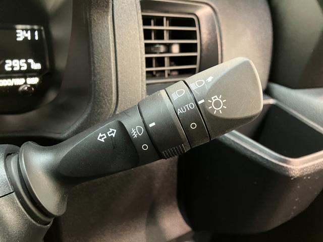 ハイゼットカーゴクルーズ 4WD スマートキー CDステレオ LEDライト衝突被害軽減ブレーキ コーナーセンサー 4WD CDステレオ USB 両側スライドドア LED オートライト 電動格納式ミラー スマートキー マニュアルエアコン 前席パワーウインドウ エコアイドル(滋賀県)の中古車