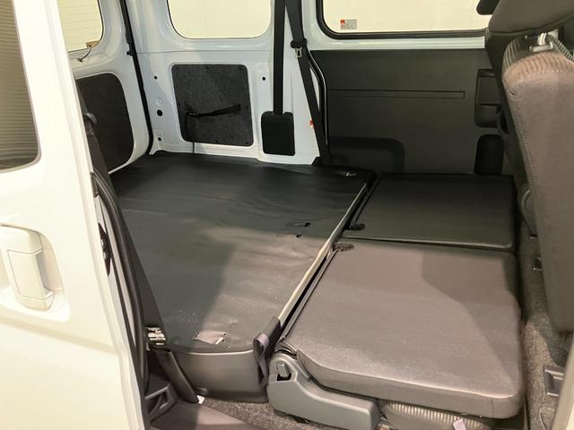 ハイゼットカーゴクルーズ 4WD スマートキー CDステレオ LEDライト衝突被害軽減ブレーキ コーナーセンサー 4WD CDステレオ USB 両側スライドドア LED オートライト 電動格納式ミラー スマートキー マニュアルエアコン 前席パワーウインドウ エコアイドル(滋賀県)の中古車