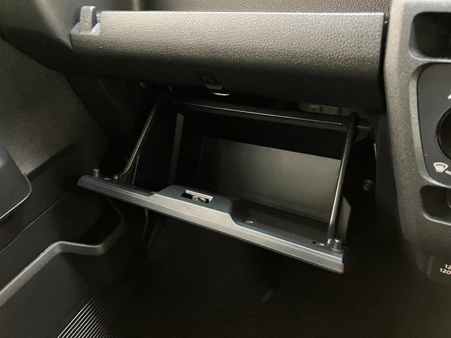 ハイゼットカーゴクルーズ 4WD スマートキー CDステレオ LEDライト衝突被害軽減ブレーキ コーナーセンサー 4WD CDステレオ USB 両側スライドドア LED オートライト 電動格納式ミラー スマートキー マニュアルエアコン 前席パワーウインドウ エコアイドル(滋賀県)の中古車